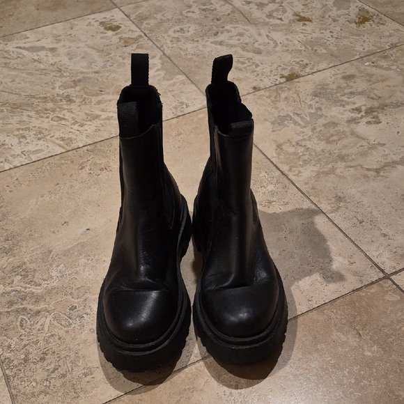 Thursday Legend Black Leather Boots - Picture 3 of 8